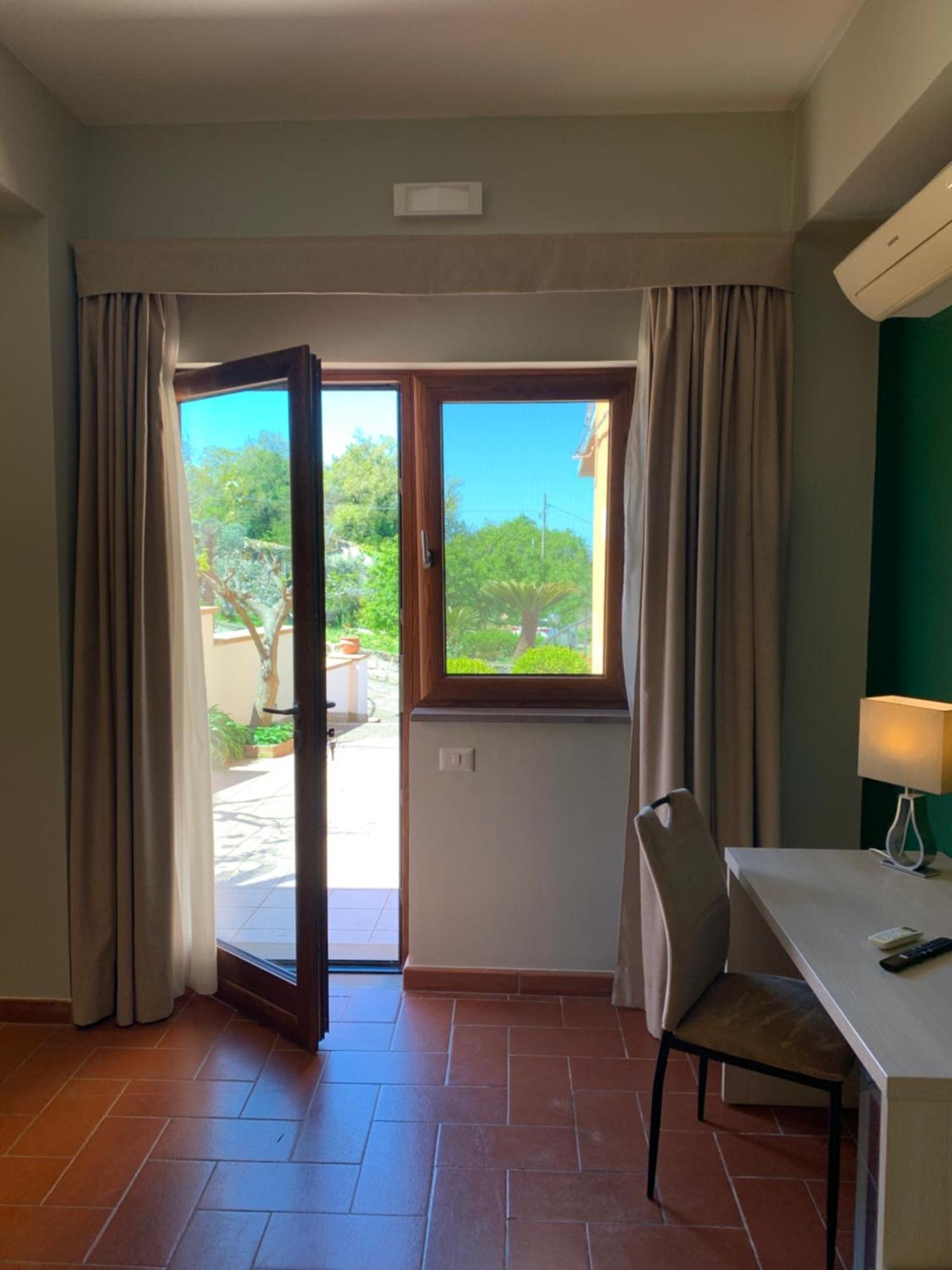 Villa Zufro Vibo Valentia Exterior foto